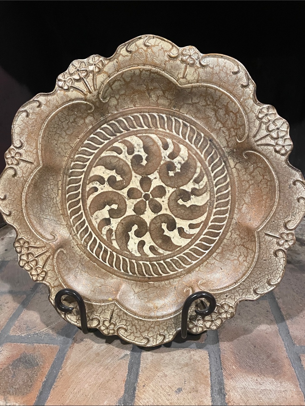 Vintage Hosley Potteries Beautiful 16 3/4” round plate with raised design